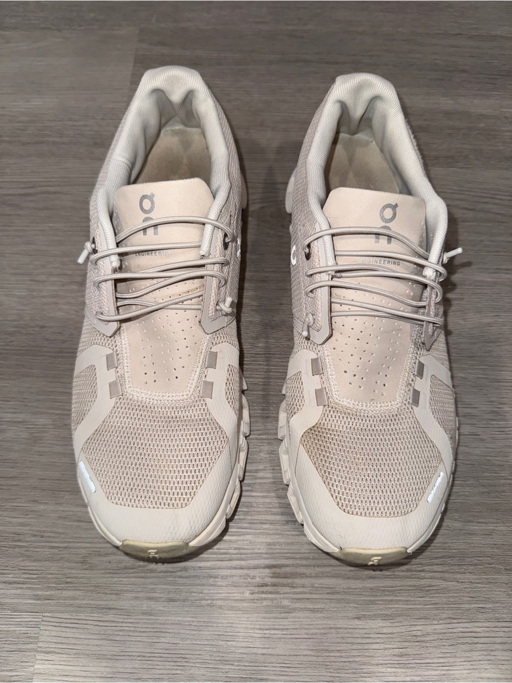 On Cloud 6 Pearl/White Size 9W - Picture 6 of 7